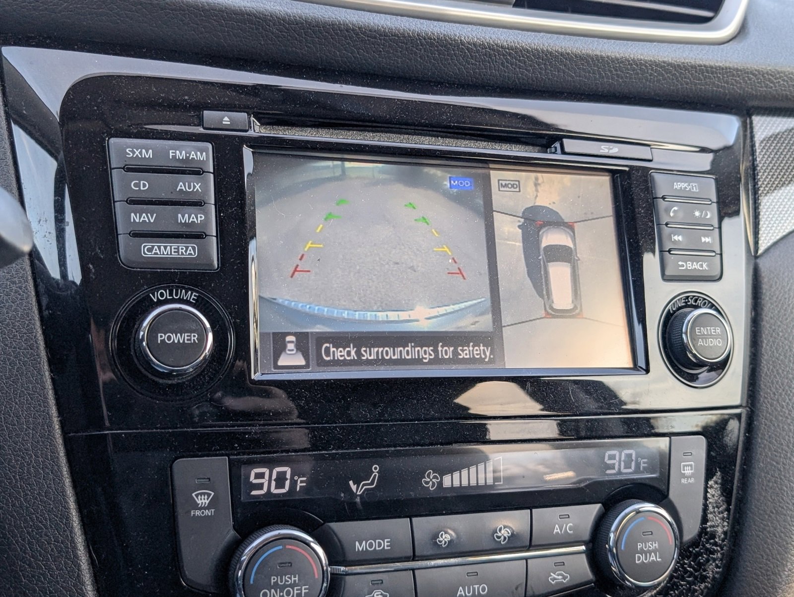 Used 2016 Nissan Rogue SL w/ SL Premium Package image 10