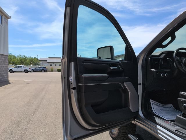 Used 2025 GMC Sierra 2500 AT4X w/ AT4X AEV Edition AWD/4WD image 10