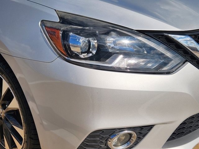 Used 2019 Nissan Sentra SR image 9