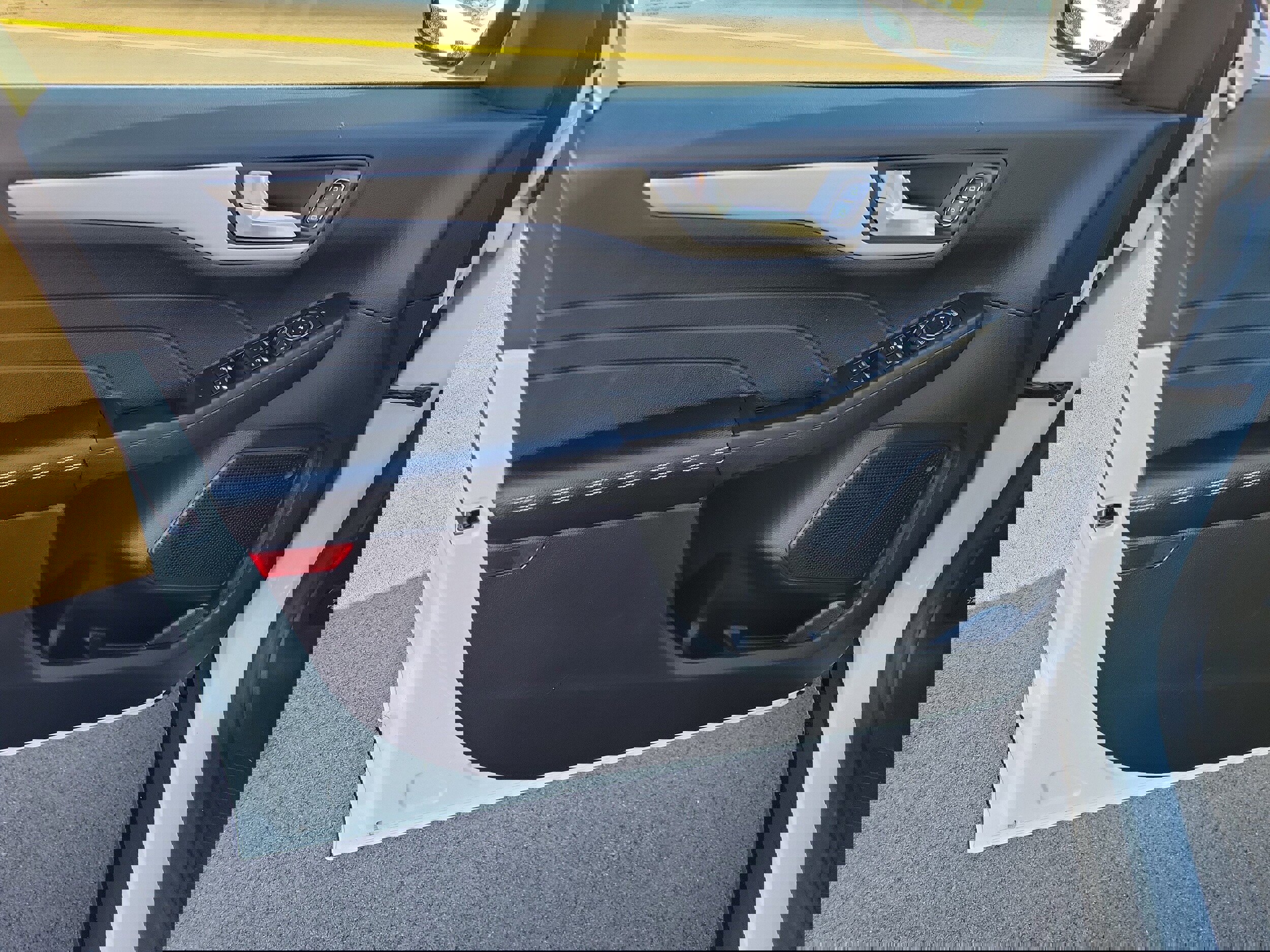 Certified 2022 Ford Escape SEL image 16