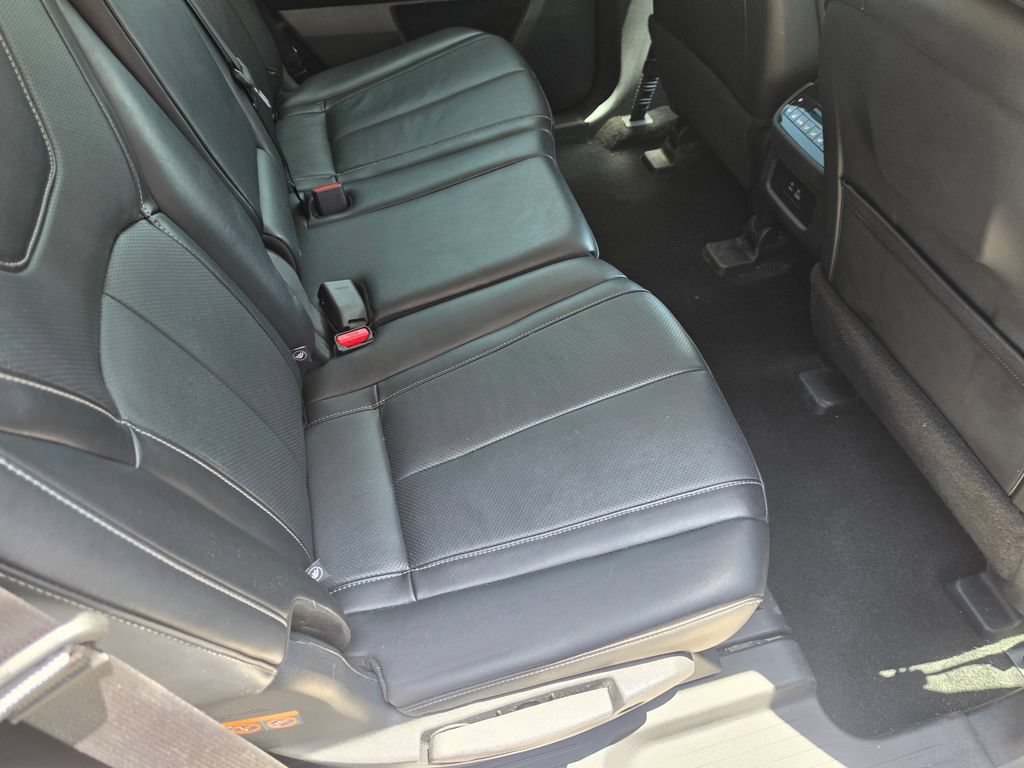 Used 2025 INFINITI QX60 Luxe AWD/4WD image 16
