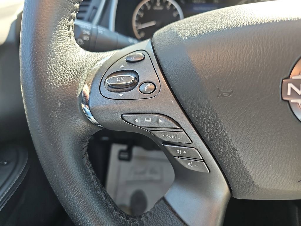 Used 2024 Nissan Murano SV w/ SV Midnight Edition Package image 21