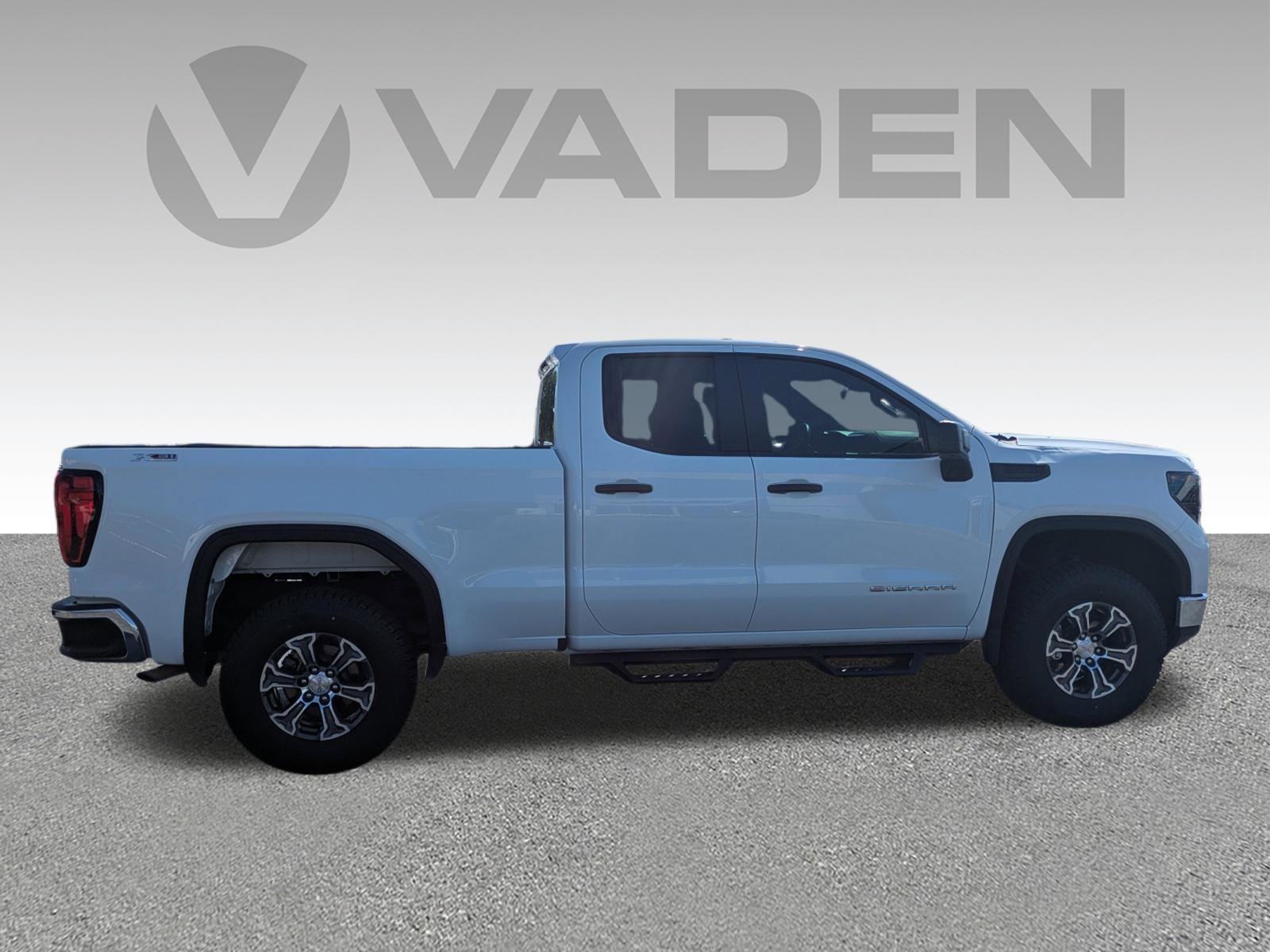 Used 2023 GMC Sierra 1500 Pro w/ Convenience Package image 20