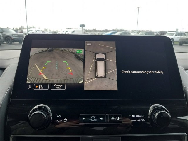 Used 2024 Nissan Armada Platinum w/ Captain's Chairs Package image 21