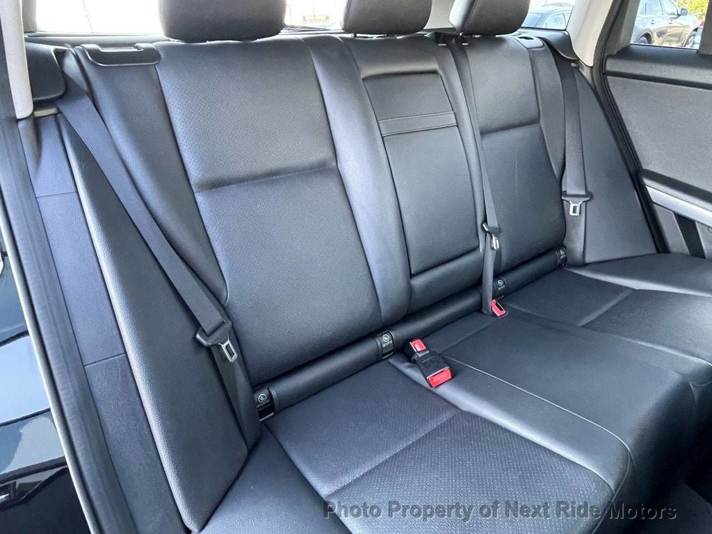 Used 2010 Mercedes-Benz GLK 350 4MATIC image 19