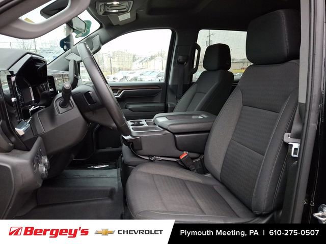 Certified 2022 Chevrolet Silverado 1500 LT Trail Boss w/ LPO, Dark Essentials Package image 16