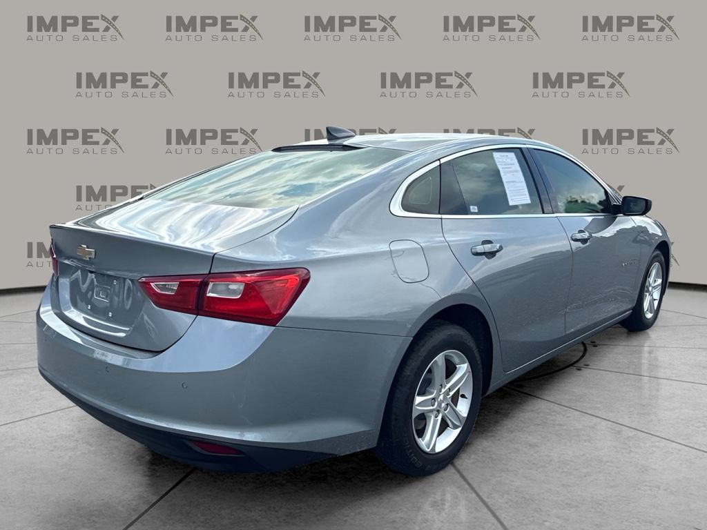 Used 2024 Chevrolet Malibu LS FWD image 3
