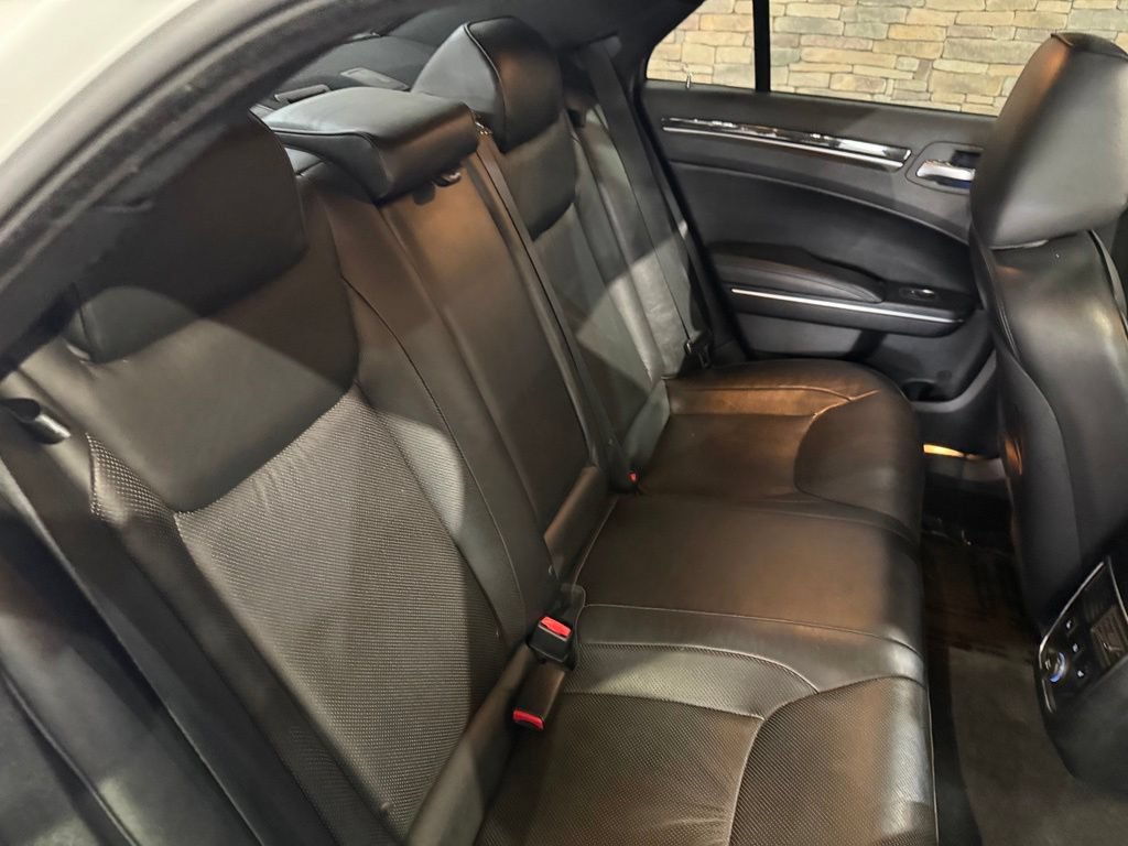 Used 2011 Chrysler 300 C w/ Sound Group RWD image 35