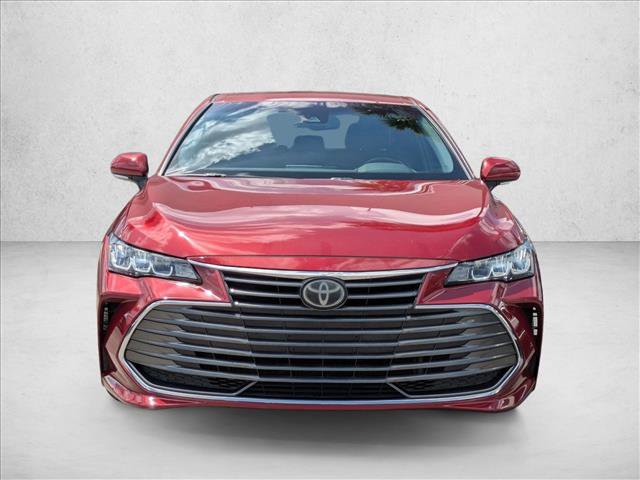 Used 2019 Toyota Avalon XLE FWD image 2