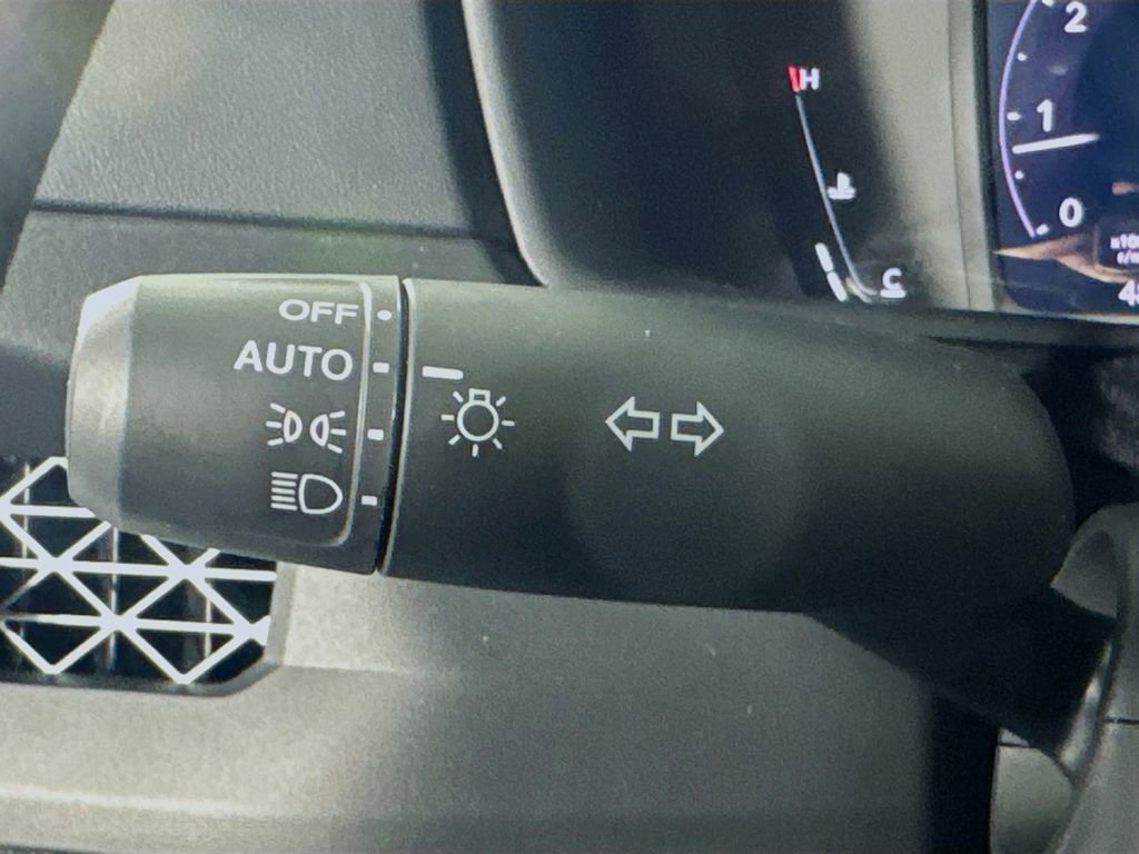 Certified 2025 Honda Accord SE image 12