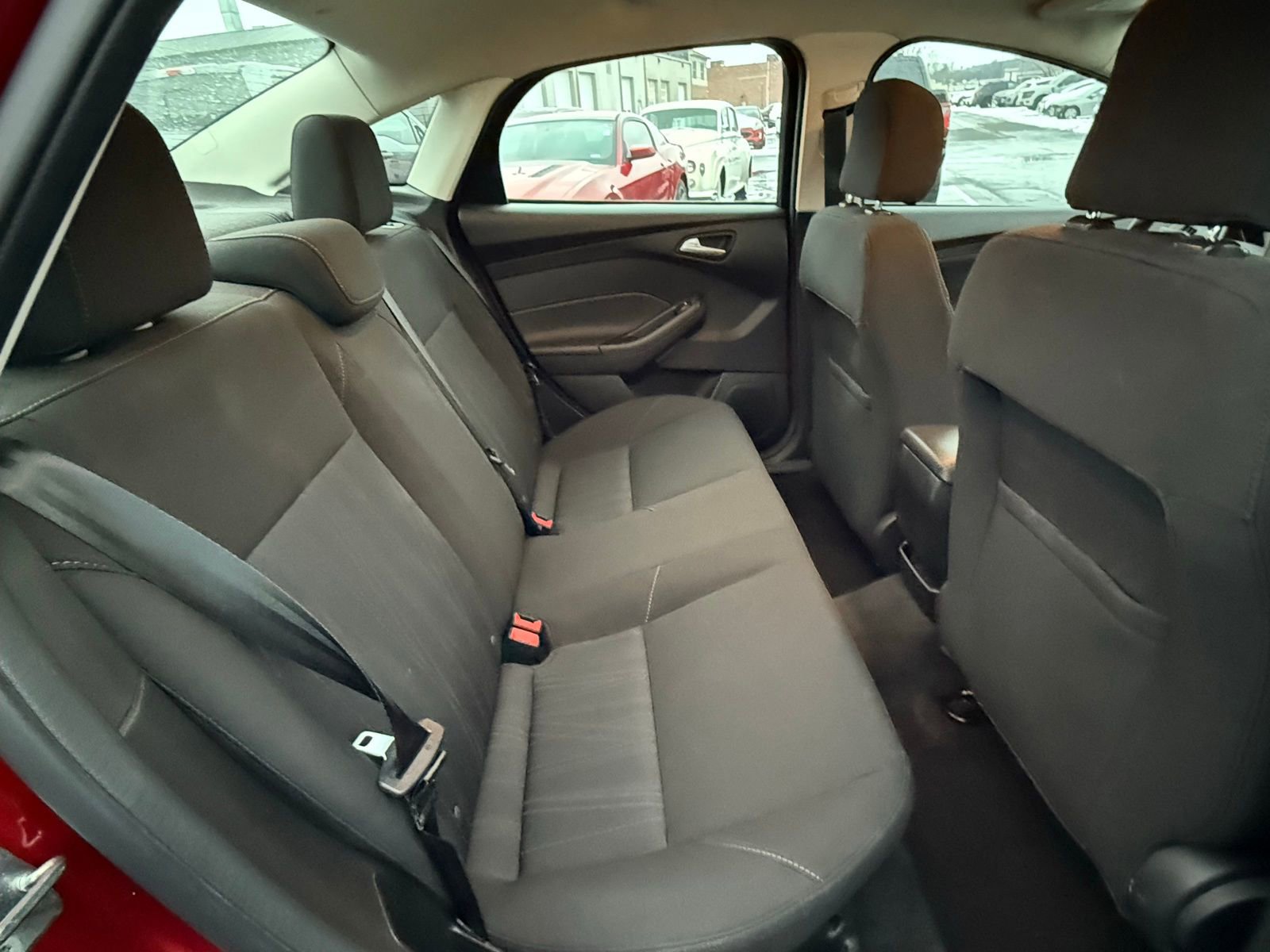 Used 2017 Ford Focus SE image 14