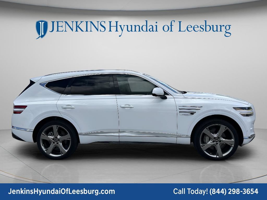 Used 2023 Genesis GV80 2.5T w/ Prestige Package AWD/4WD image 3