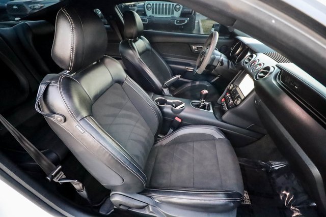 Used 2018 Ford Mustang Shelby GT350 w/ Convenience Package image 31
