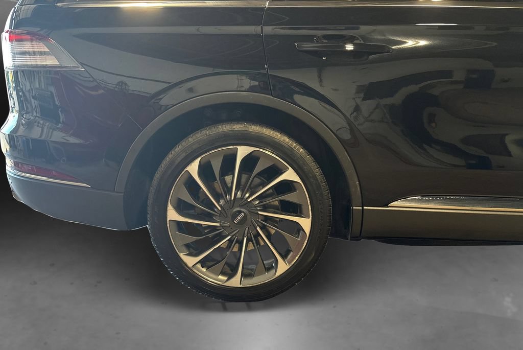 Used 2020 Lincoln Aviator Reserve w/ Equipment Group 202A AWD/4WD image 20