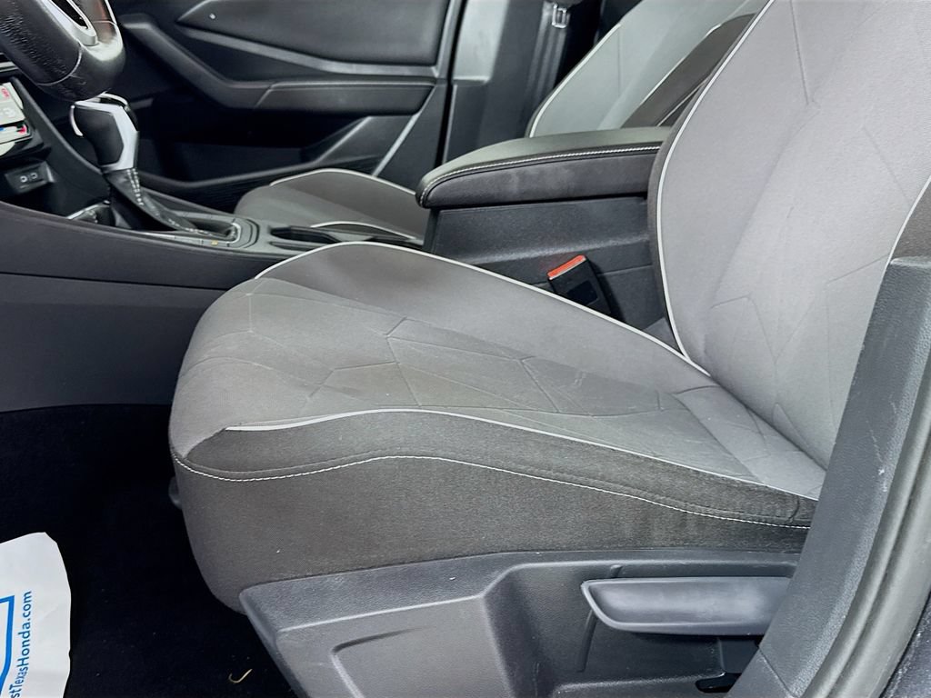 Used 2025 Volkswagen Jetta Sport FWD image 23