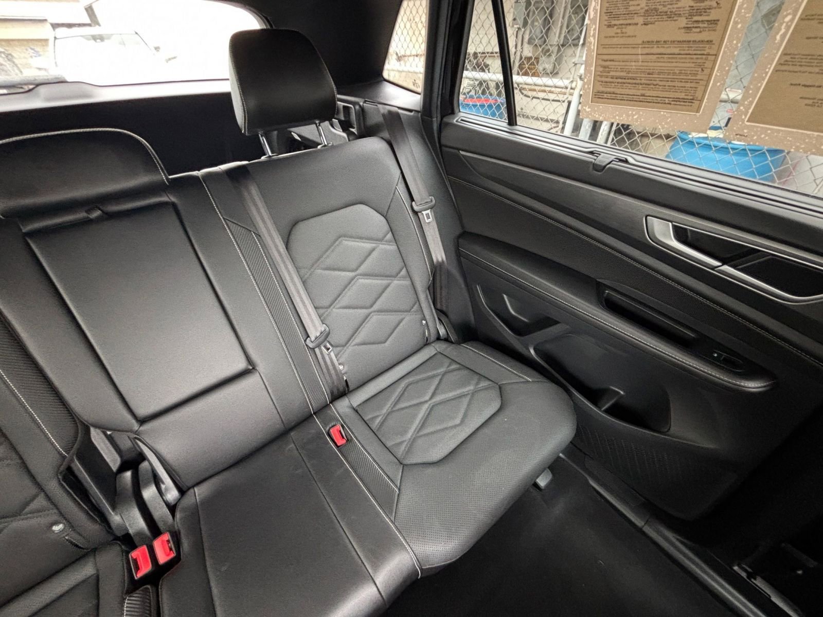 Used 2025 Volkswagen Atlas Cross Sport SE image 37