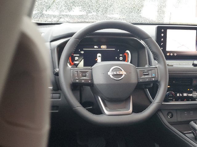 New 2026 Nissan Rogue Platinum w/ Platinum Premium Package AWD/4WD image 15