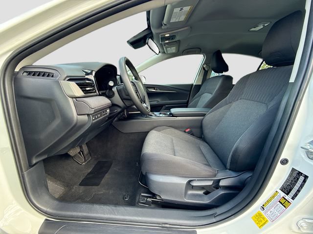 Used 2025 Toyota Camry LE FWD image 21
