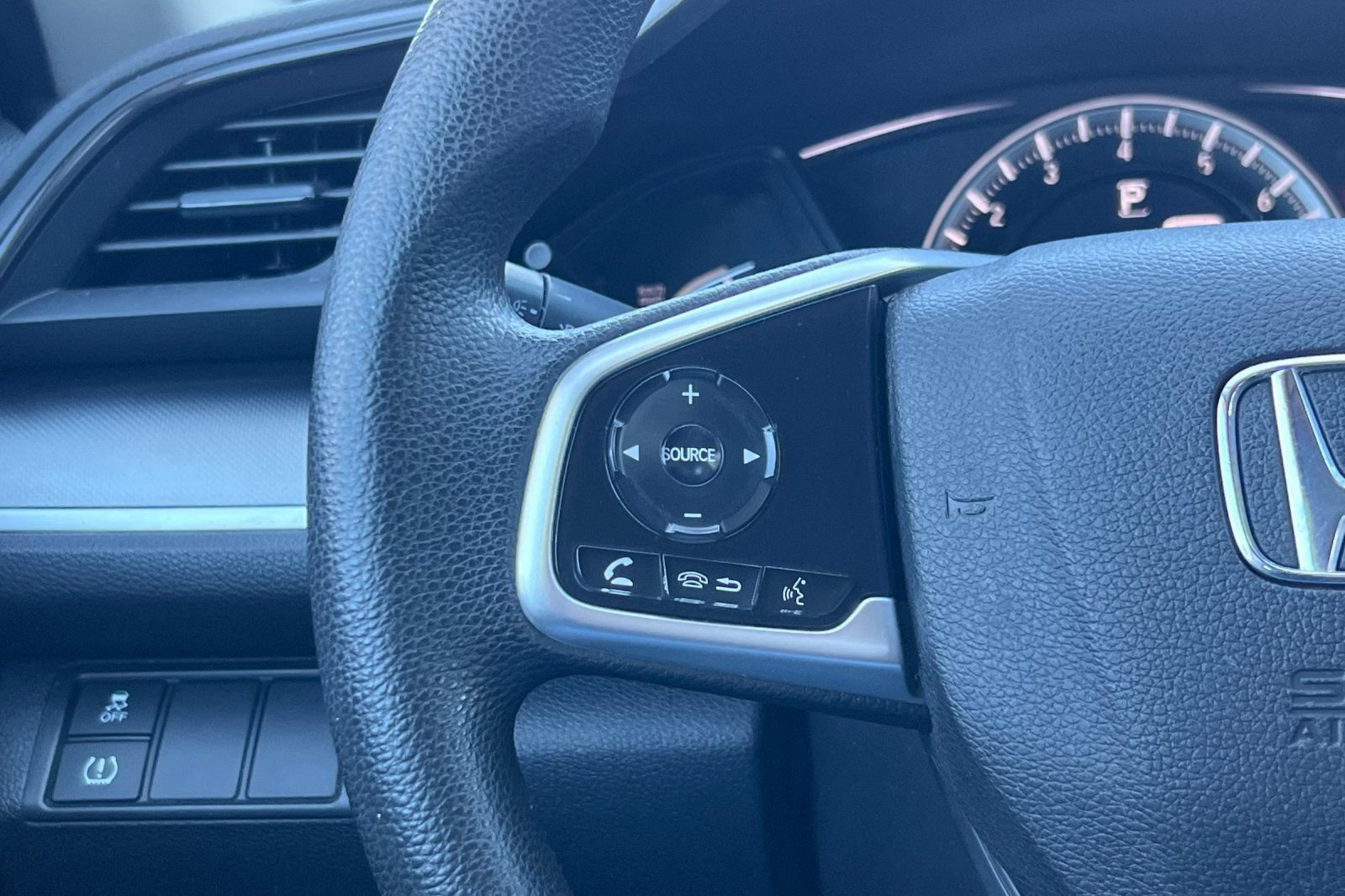 Used 2016 Honda Civic LX image 25
