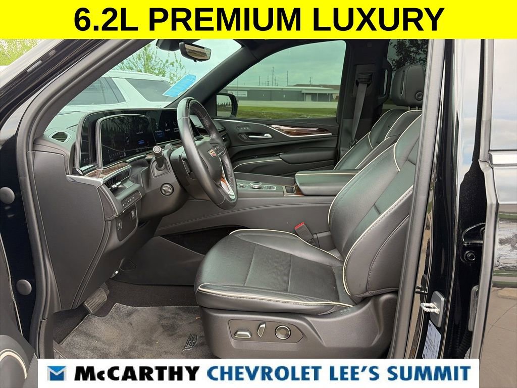 Used 2023 Cadillac Escalade Premium Luxury w/ LPO, Illumination Package AWD/4WD image 63