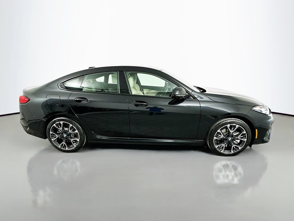 Used 2026 BMW 228i xDrive w/ Technology Package AWD/4WD image 4