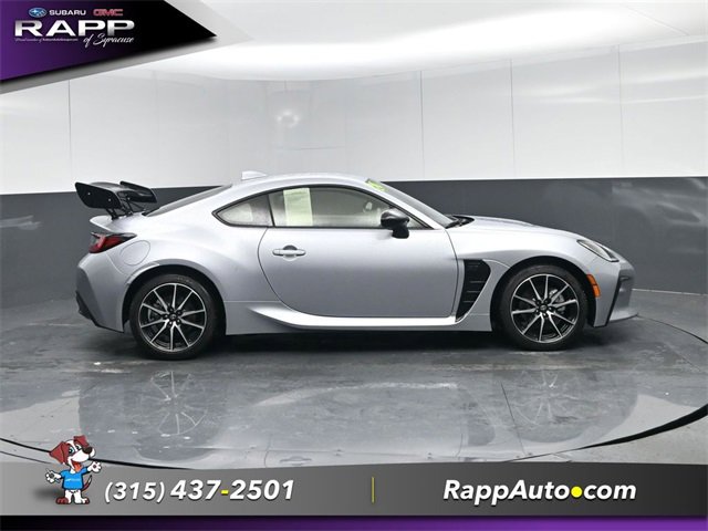 Used 2024 Toyota GR86 image 3