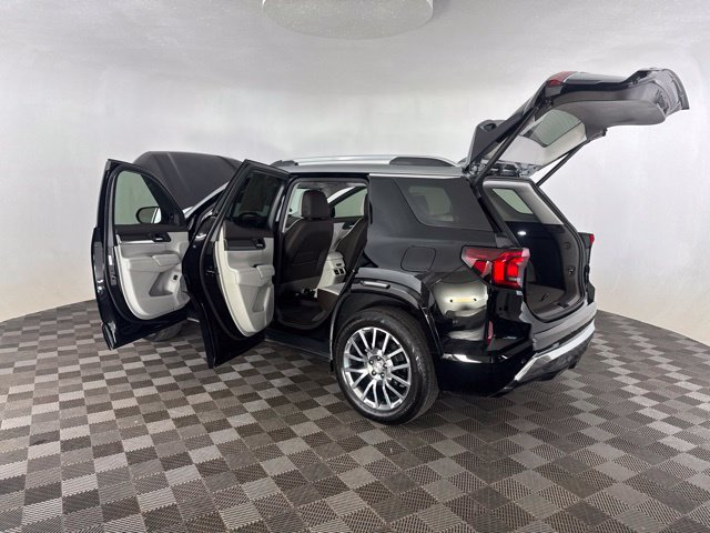 Used 2026 GMC Terrain Denali AWD/4WD image 19