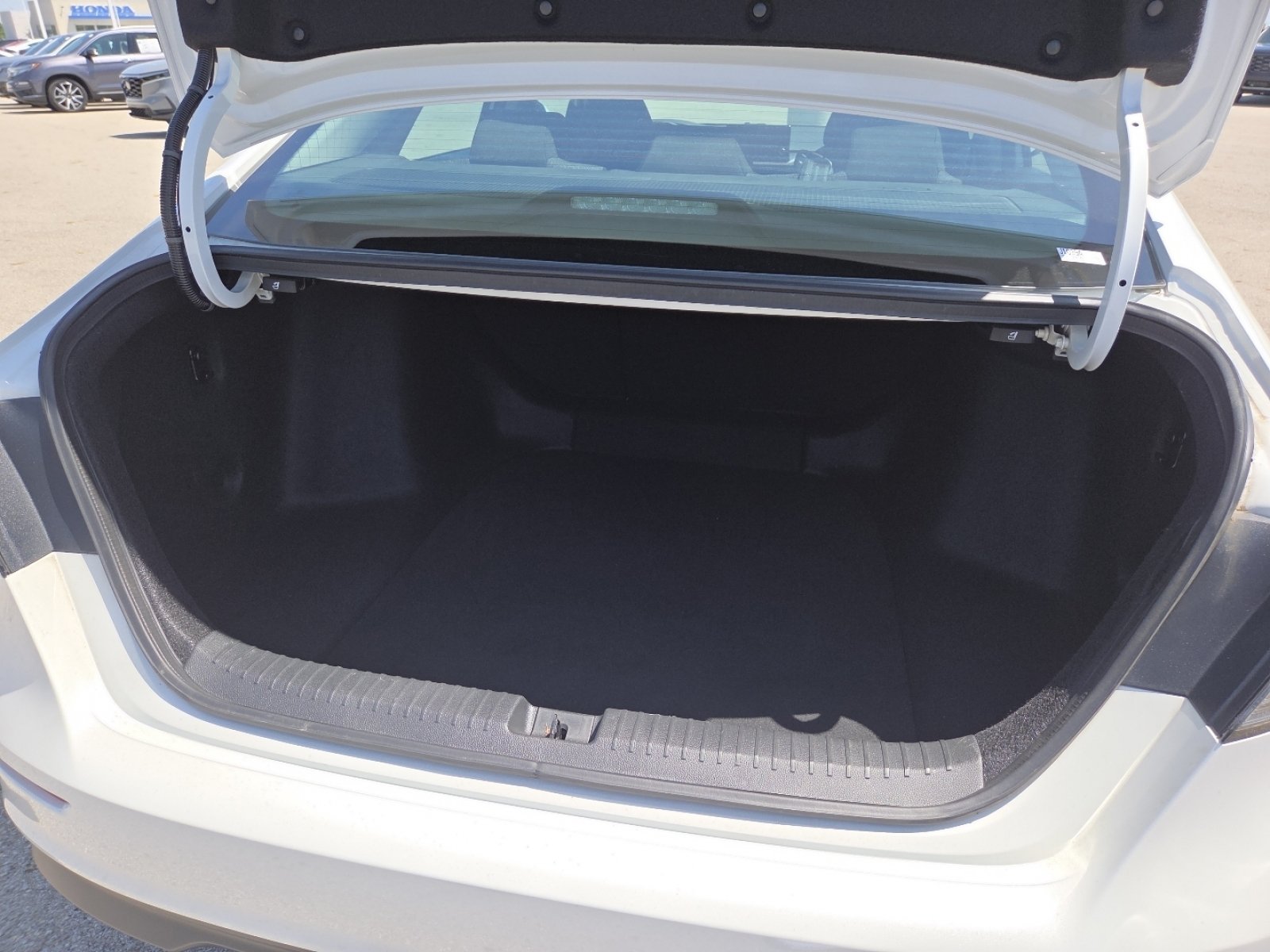 Used 2023 Honda Accord EX image 19