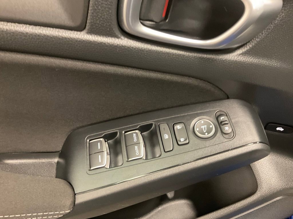 Used 2023 Honda Civic Sport image 13