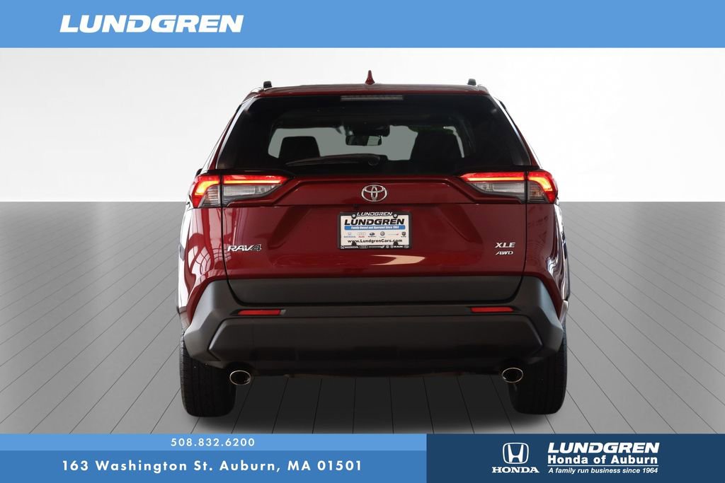 Used 2020 Toyota RAV4 XLE w/ Convenience Package image 31