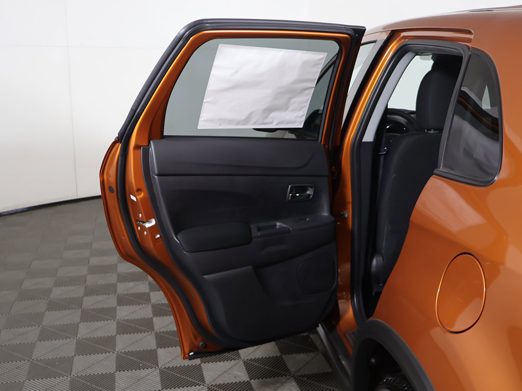New 2027 Mitsubishi Outlander Sport LE AWD/4WD image 17