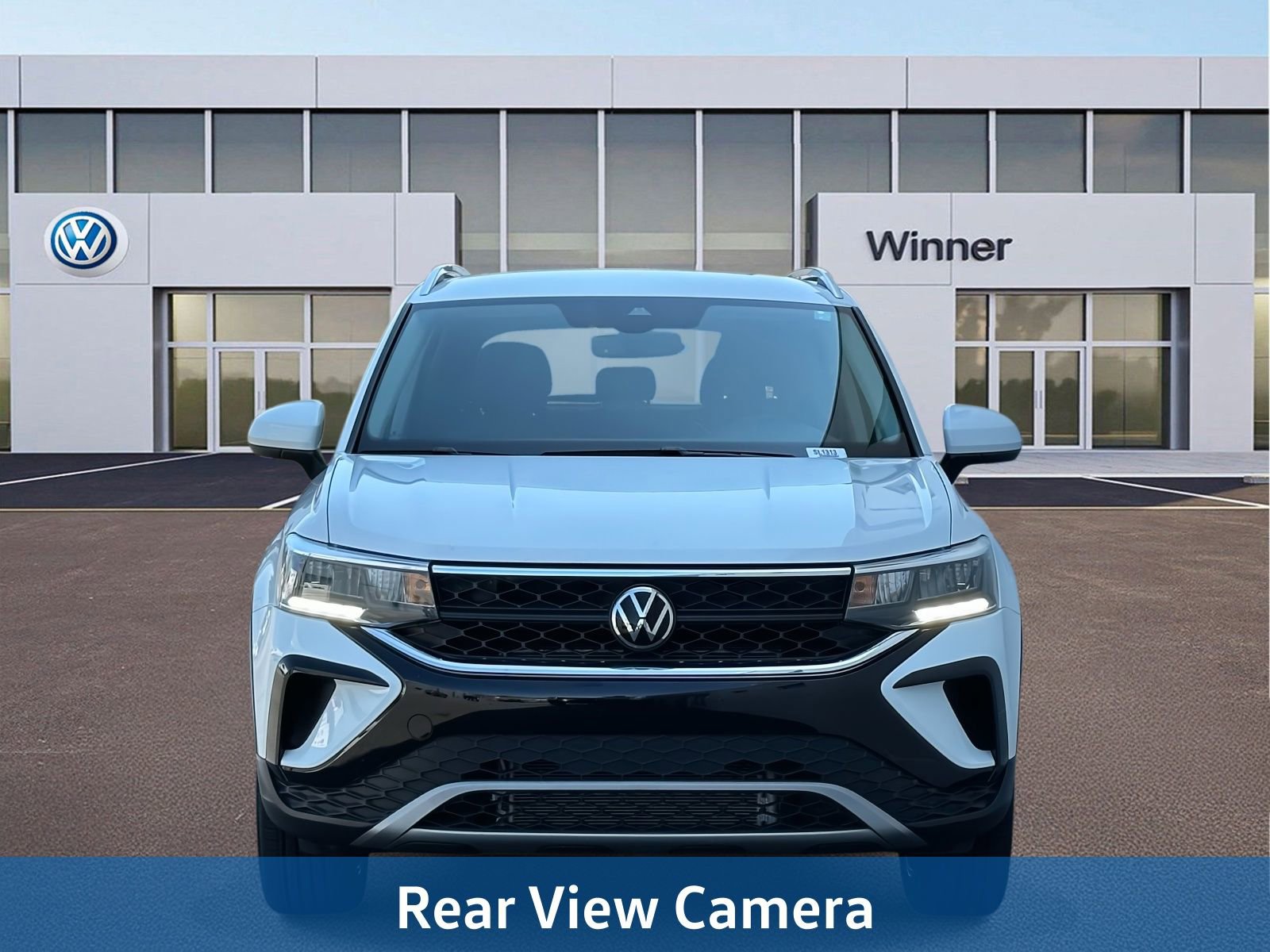 Certified 2024 Volkswagen Taos SE image 8