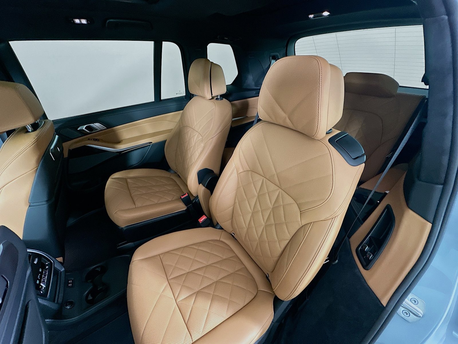 New 2027 BMW X7 xDrive40i w/ Executive Package AWD/4WD image 35
