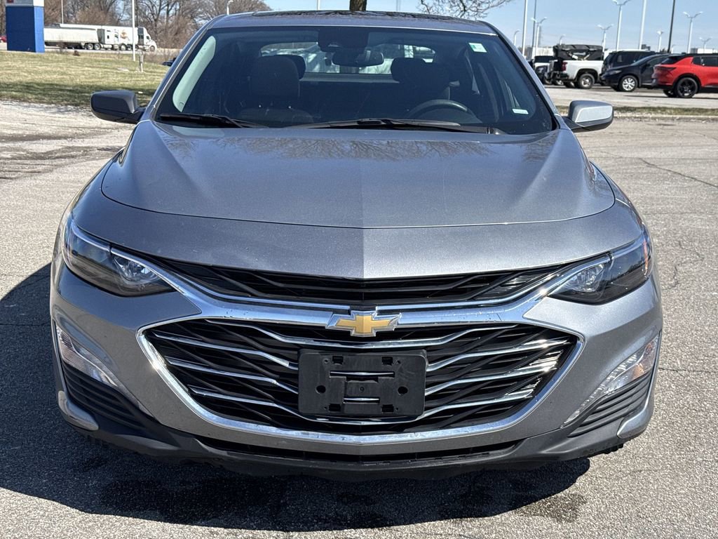 Used 2023 Chevrolet Malibu LT image 3