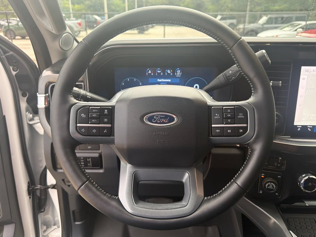 Used 2024 Ford F250 Lariat w/ Lariat Ultimate Package AWD/4WD image 18