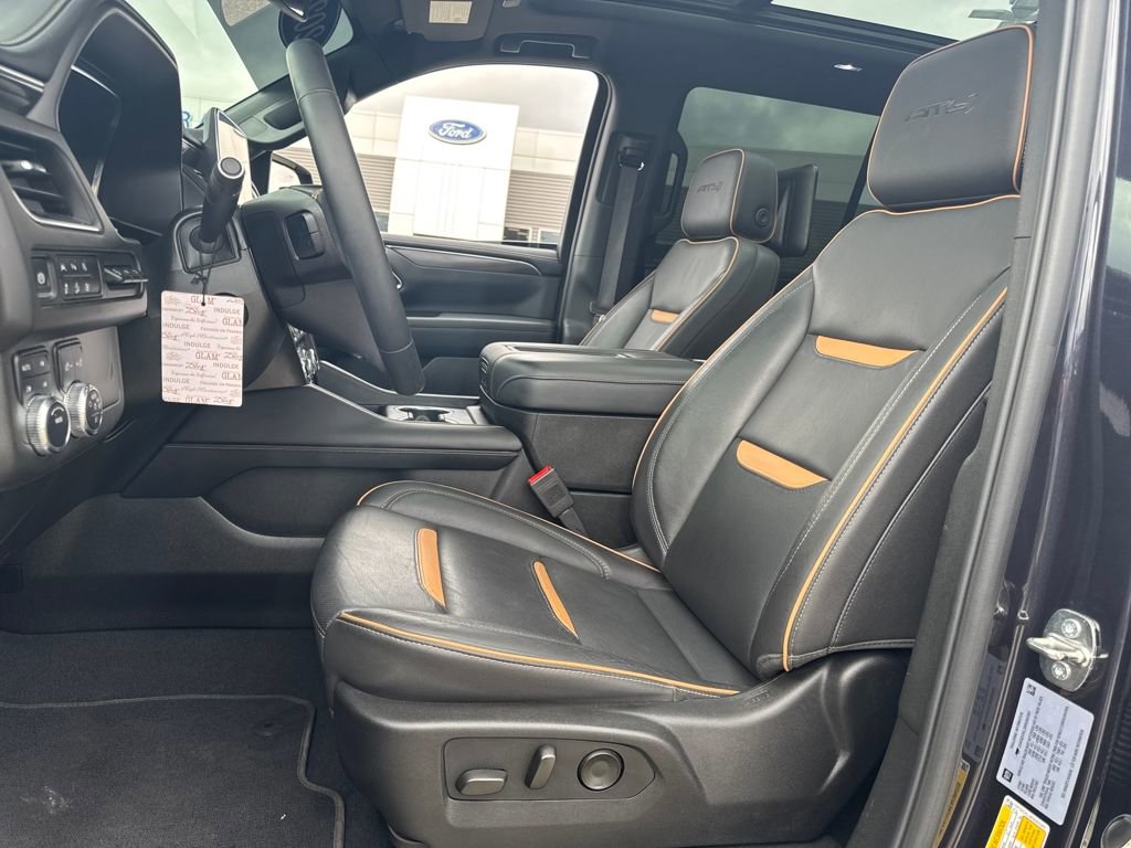 Used 2024 GMC Yukon AT4 w/ Technology Package image 15