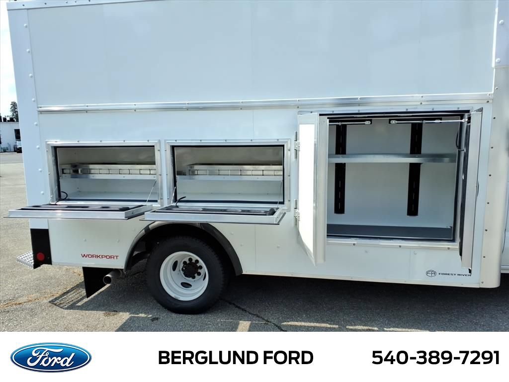 New 2026 Ford E-350 and Econoline 350 Super Duty w/ Driver's Safety Package RWD image 6