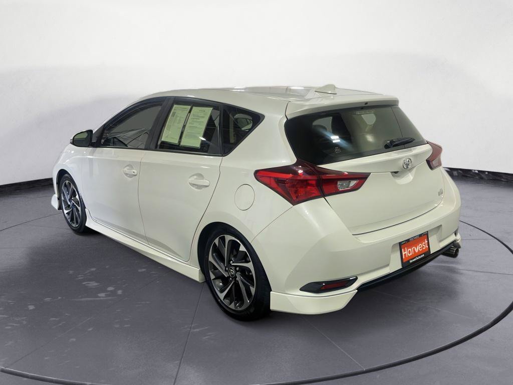 Used 2018 Toyota Corolla iM w/ All-Weather Mat Package FWD image 18