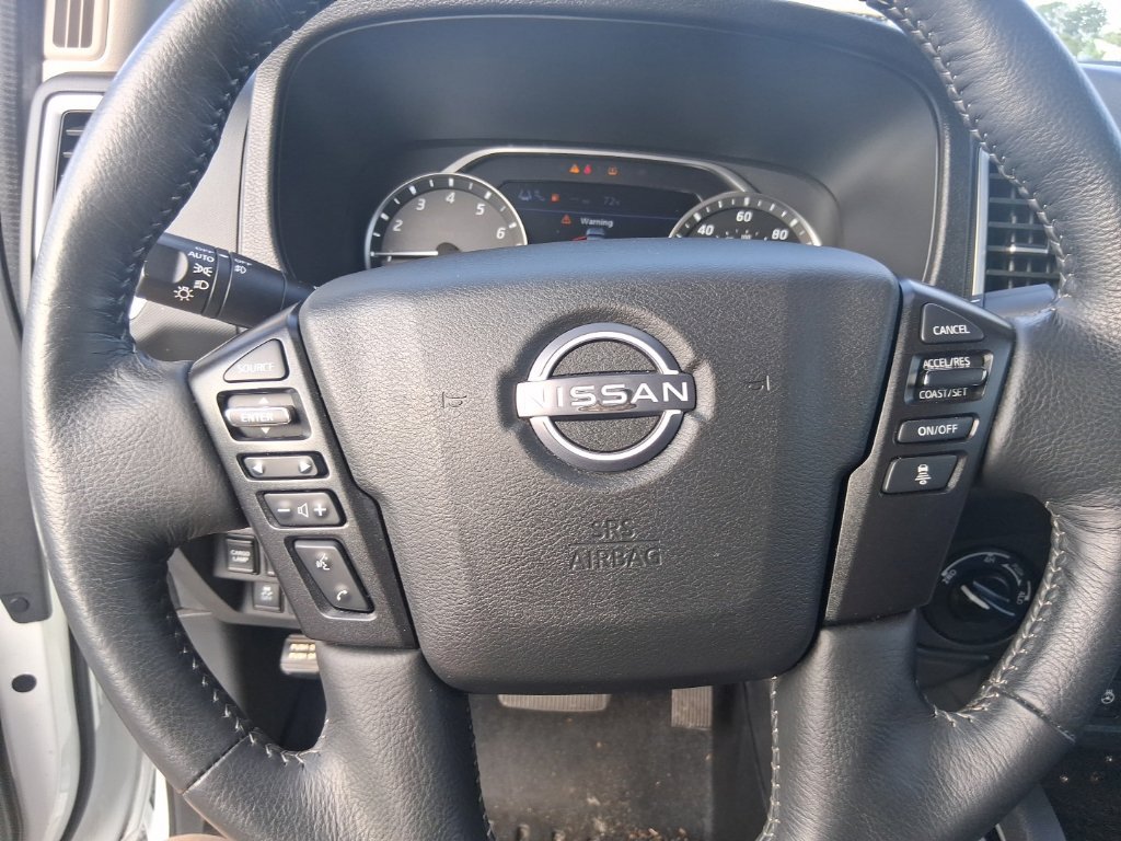 Used 2023 Nissan Frontier SV w/ SV Convenience Package AWD/4WD image 13