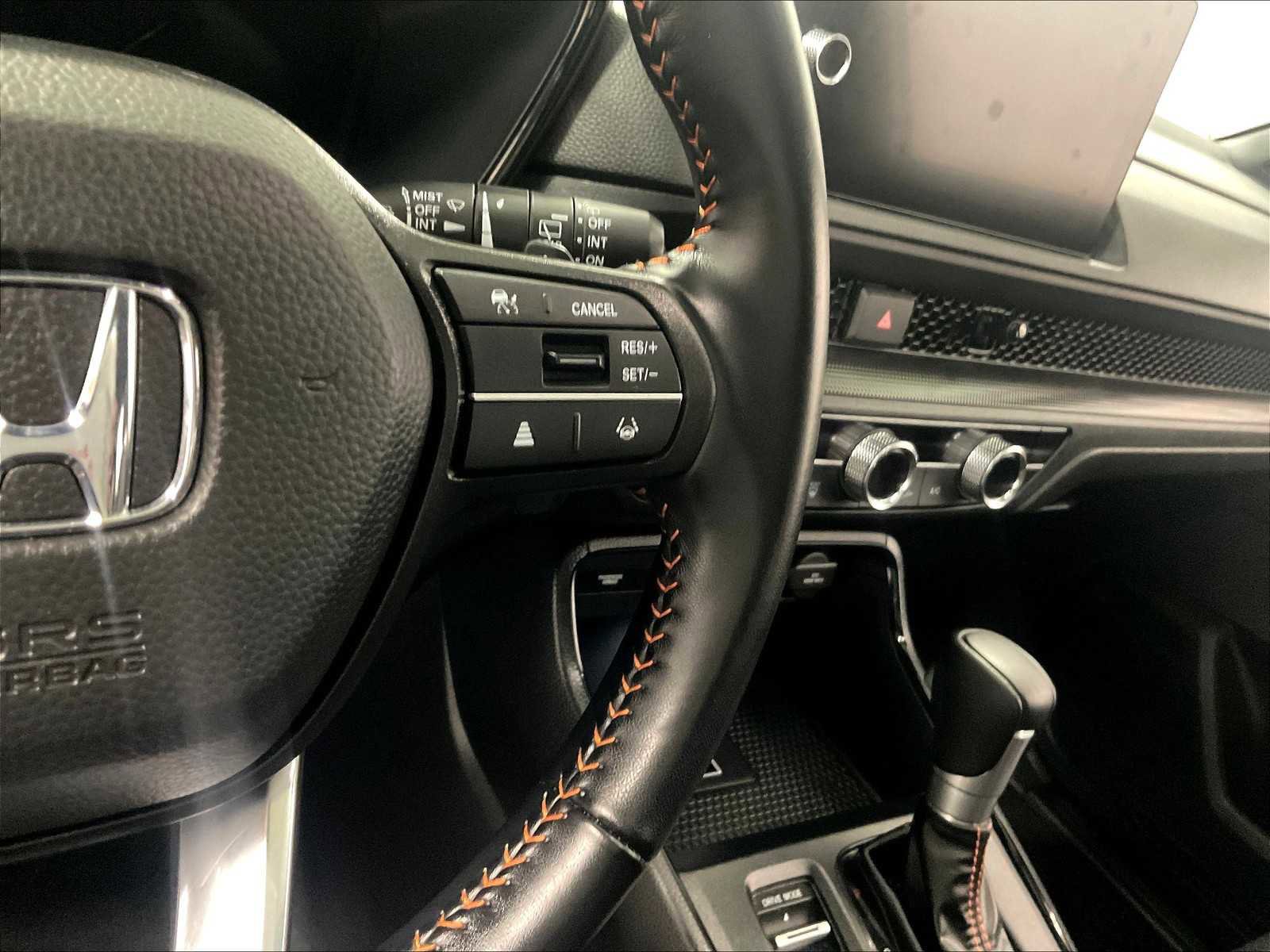 Used 2025 Honda CR-V Sport image 25