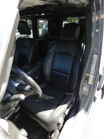 Used 2020 Jeep Wrangler Unlimited Sahara AWD/4WD image 39