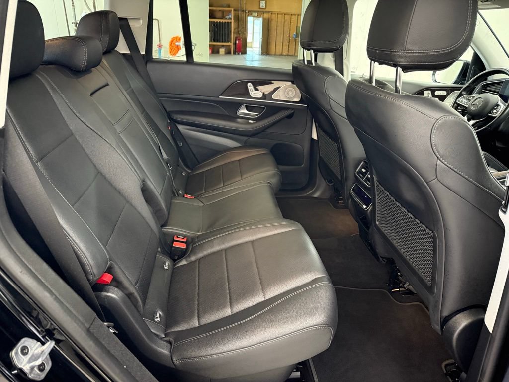 Used 2023 Mercedes-Benz GLS 450 4MATIC image 8