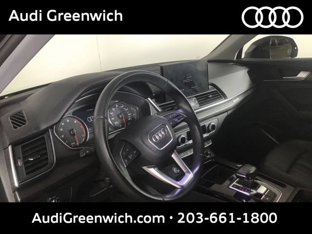 Used 2023 Audi Q5 2.0T Premium w/ Convenience Package AWD/4WD image 8
