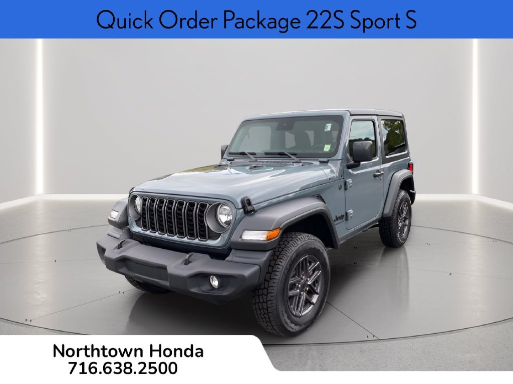 Used 2025 Jeep Wrangler Sport AWD/4WD image 5