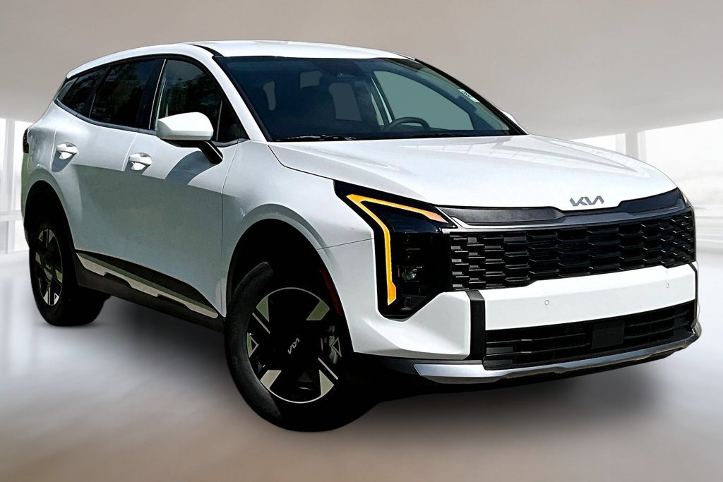 New 2027 Kia Sportage LX AWD/4WD image 2