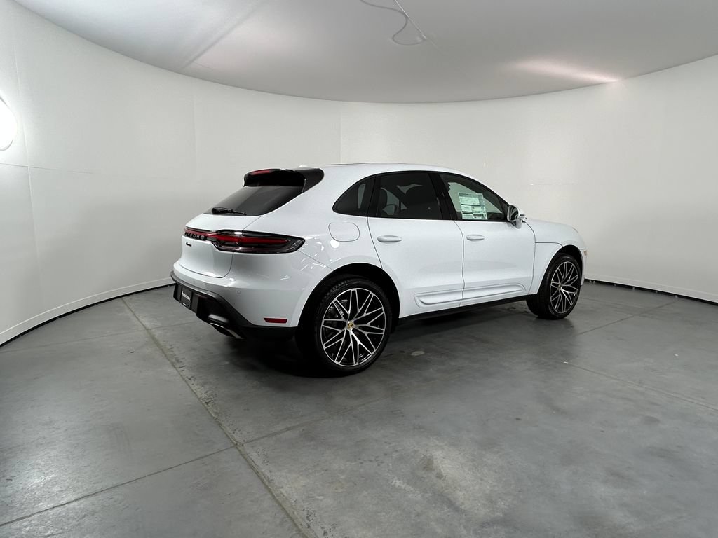 New 2026 Porsche Macan AWD/4WD image 7