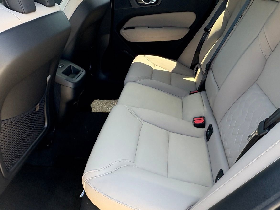New 2026 Volvo XC60 B5 Plus w/ Protection Package Premier image 21