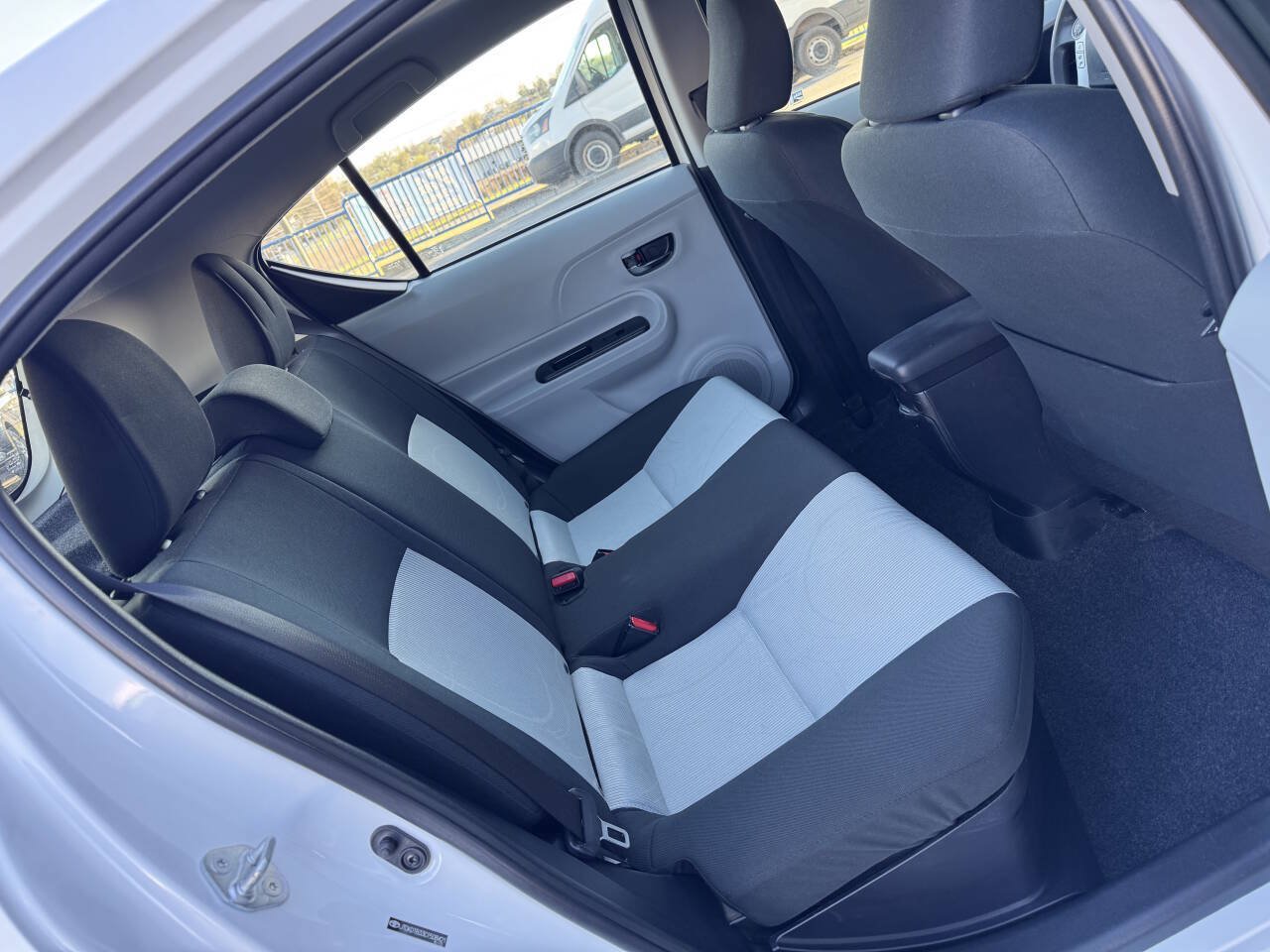 Used 2012 Toyota Prius C Three FWD image 10