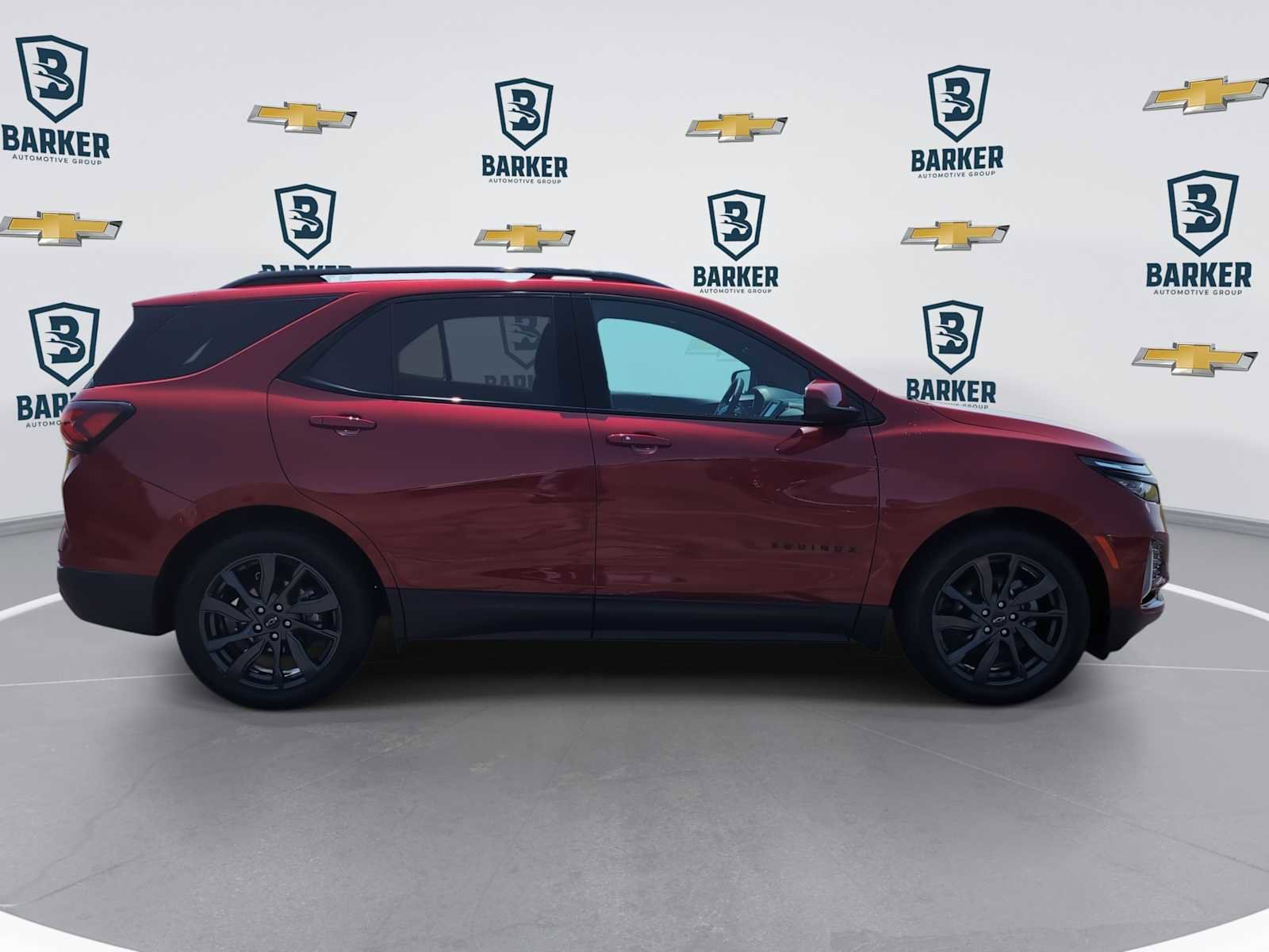 Used 2023 Chevrolet Equinox RS FWD image 9