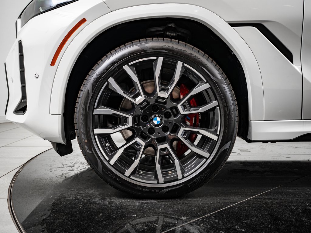 New 2026 BMW X6 xDrive40i w/ Climate Comfort Package image 13